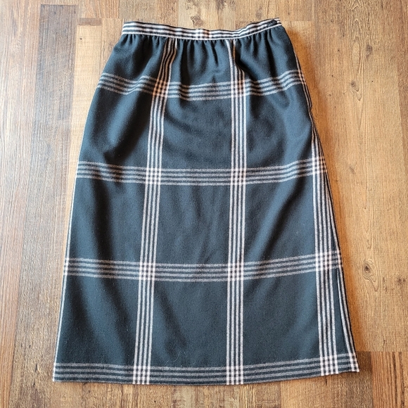 Vintage Weathervane ILGWU Black Pink Plaid Wool A-Line Skirt - Picture 1 of 11